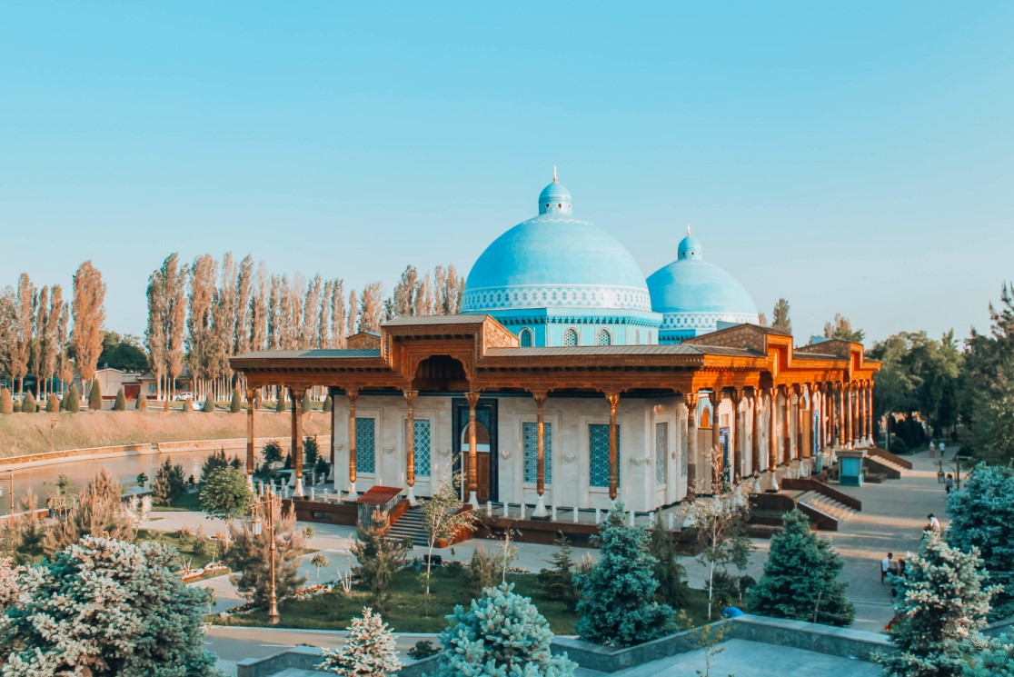 Экскурсии в музеи и к историческим памятникам